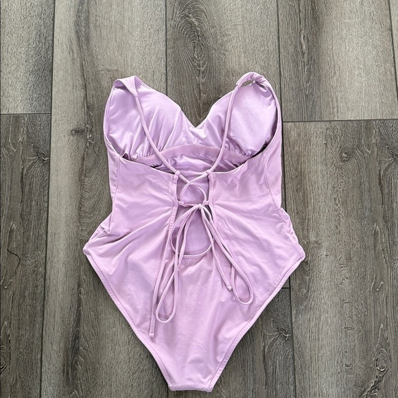 Victoria’s Secret lavender swim suit one piece large - Picture 4 of 4
